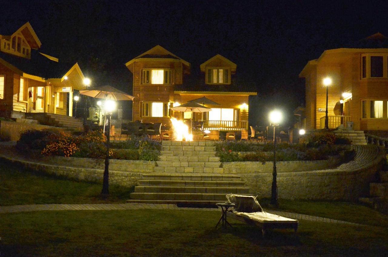 Kolahoi Green Resorts, Pahalgām Exterior foto